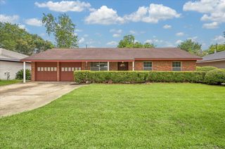 5818 Effingham Drive, Houston, TX 77035
