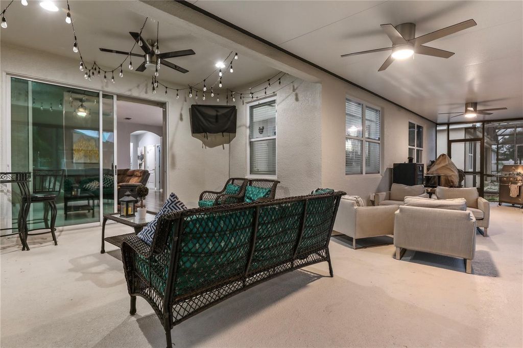 Image 26 of property listing at 12679 CALDERDALE AVENUE, Windermere, FL 34786