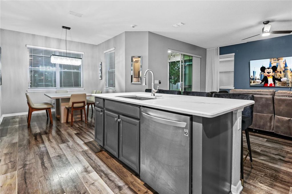 Image 7 of property listing at 12679 CALDERDALE AVENUE, Windermere, FL 34786