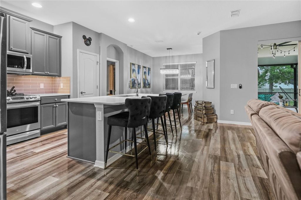 Image 8 of property listing at 12679 CALDERDALE AVENUE, Windermere, FL 34786