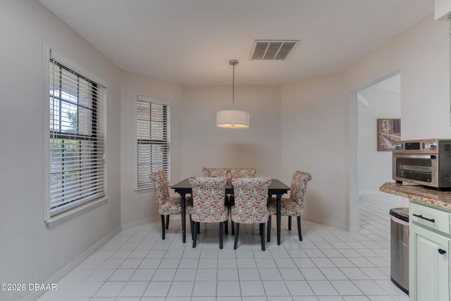 4 Carriage Creek Way, Ormond Beach, FL 32174