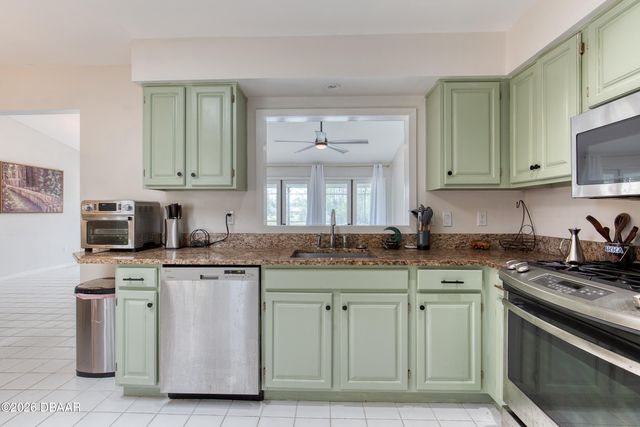 4 Carriage Creek Way, Ormond Beach, FL 32174