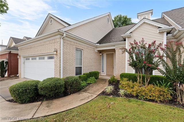 60 Jeffrey Way, Fort Smith, AR 72914