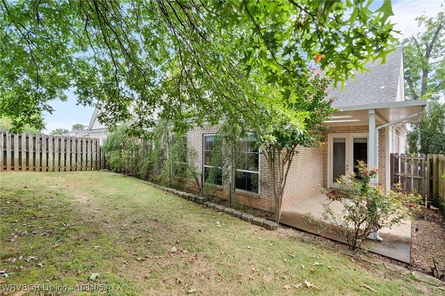 60 Jeffrey Way, Fort Smith, AR 72914