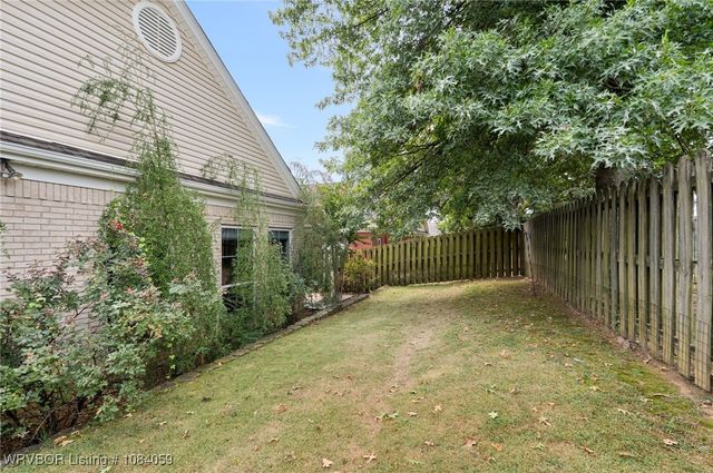 60 Jeffrey Way, Fort Smith, AR 72914