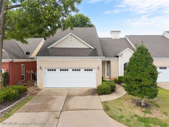 60 Jeffrey Way, Fort Smith, AR 72914