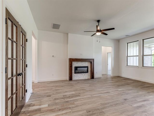 12501 Dolche Vita Drive, Yukon, OK 73099