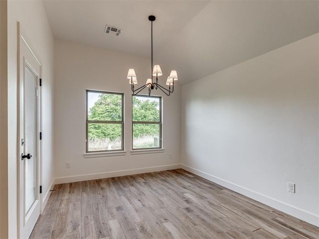 12501 Dolche Vita Drive, Yukon, OK 73099