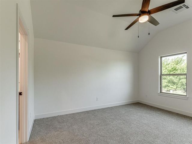 12501 Dolche Vita Drive, Yukon, OK 73099