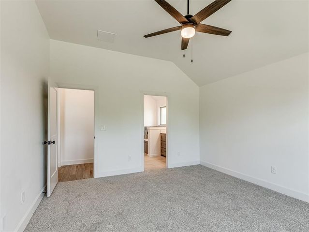 12501 Dolche Vita Drive, Yukon, OK 73099