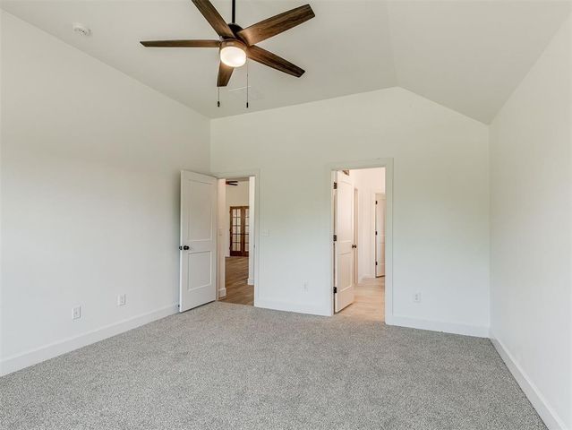 12501 Dolche Vita Drive, Yukon, OK 73099
