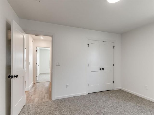 12501 Dolche Vita Drive, Yukon, OK 73099