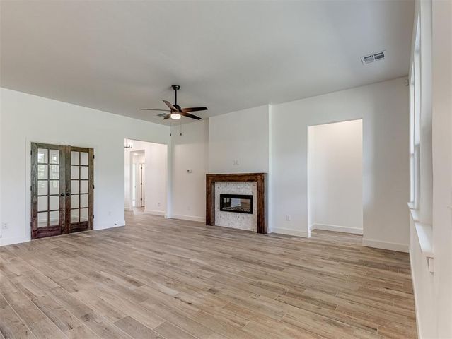 12501 Dolche Vita Drive, Yukon, OK 73099