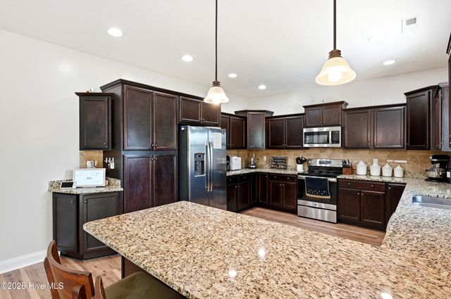 534 Saratoga Road, Sneads Ferry, NC 28460