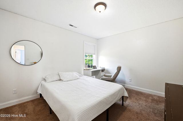 534 Saratoga Road, Sneads Ferry, NC 28460