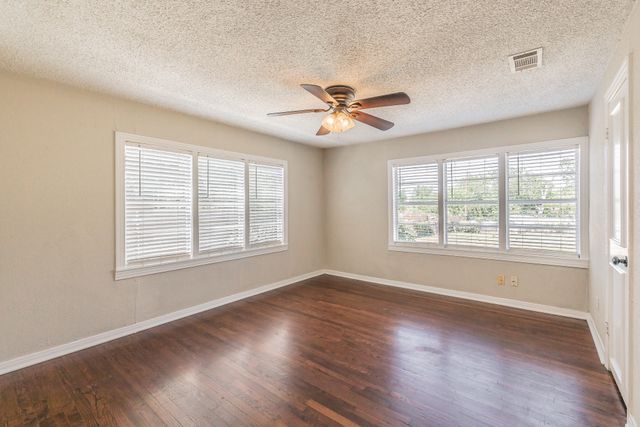 3144 Olive Place, Fort Worth, TX 76116