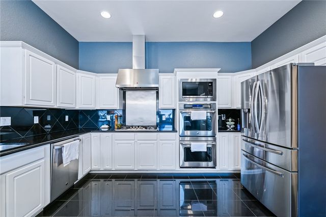 3349 Roma Court, Kingman, AZ 86401