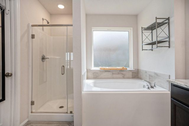 8302 Tourmaline Way, Texas City, TX 77591