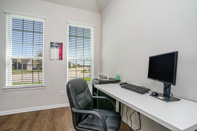 8302 Tourmaline Way, Texas City, TX 77591