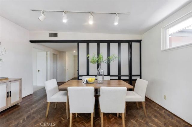 501 Birmingham Road, Burbank, CA 91504