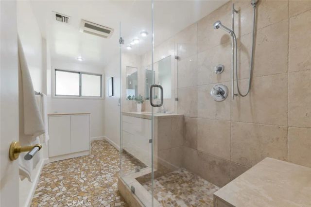 501 Birmingham Road, Burbank, CA 91504