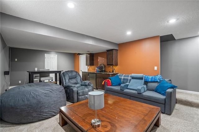 14652 W 151st Terrace, Olathe, KS 66062