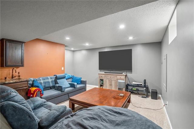 14652 W 151st Terrace, Olathe, KS 66062