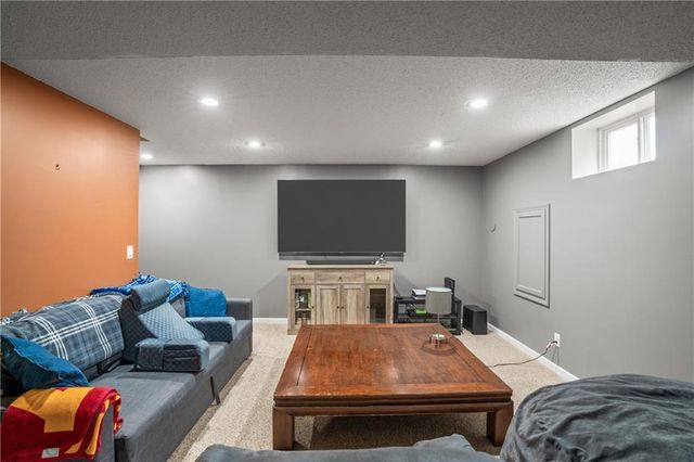 14652 W 151st Terrace, Olathe, KS 66062