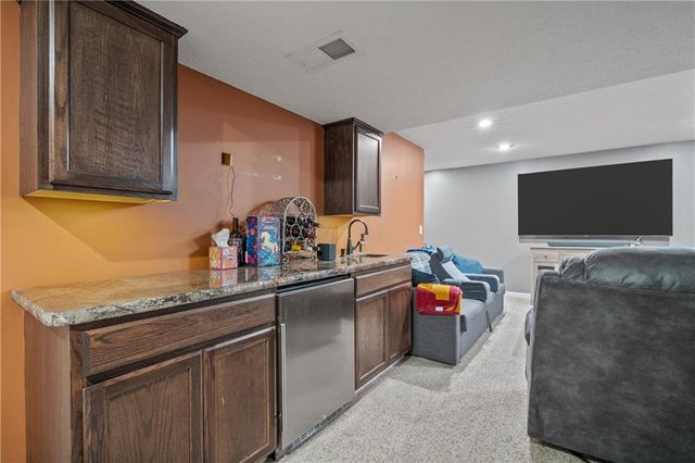 14652 W 151st Terrace, Olathe, KS 66062