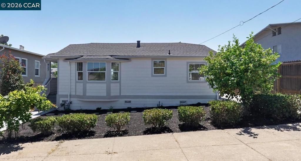Image 1 of property listing at 427 Grant Street, Vallejo, CA 94590