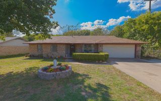 623 Hill City Drive, Duncanville, TX 75116
