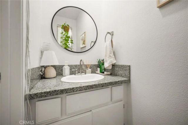 13901 Olive View Lane 42, Sylmar, CA 91342