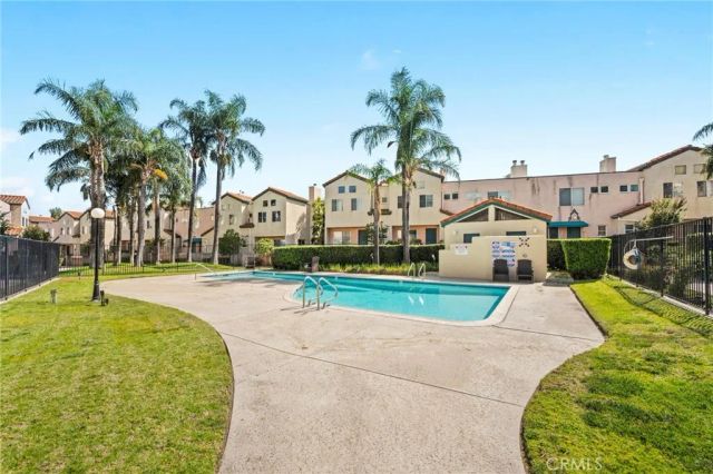 13901 Olive View Lane 42, Sylmar, CA 91342