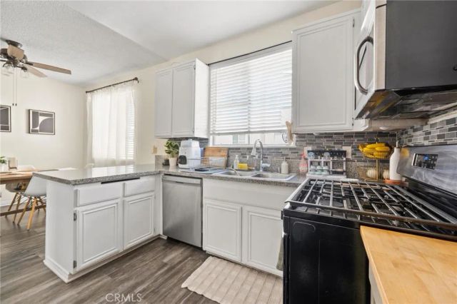 13901 Olive View Lane 42, Sylmar, CA 91342