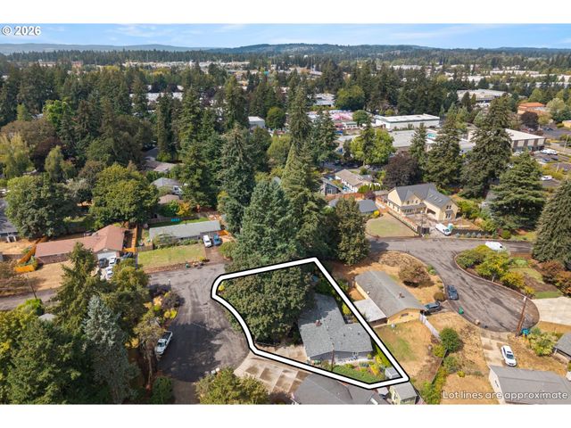 18004 BELMORE Ct, Lake Oswego, OR 97035