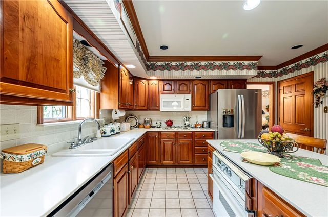 1118 Sandstone Rd, City Of Greensburg, PA 15601