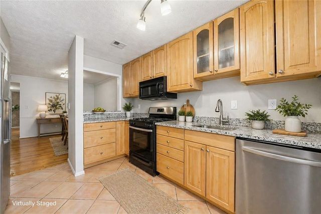 1104 Woodcliff Drive, Atlanta, GA 30350