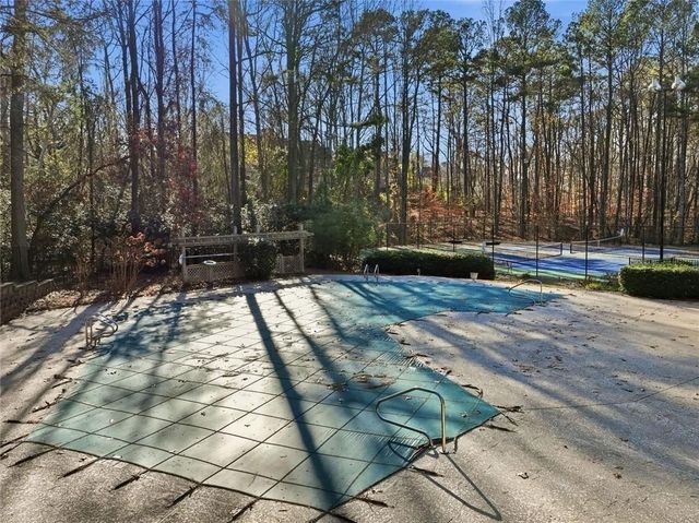 1104 Woodcliff Drive, Atlanta, GA 30350