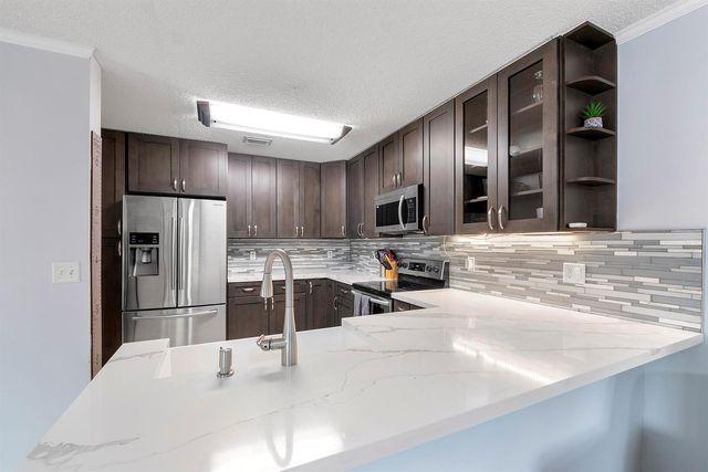 5474 NW 94th Terrace, Sunrise, FL 33351