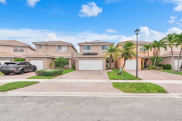 5474 NW 94th Terrace, Sunrise, FL 33351