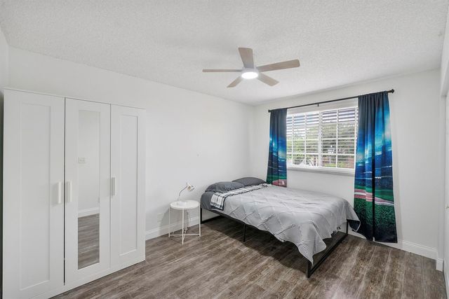 5474 NW 94th Terrace, Sunrise, FL 33351