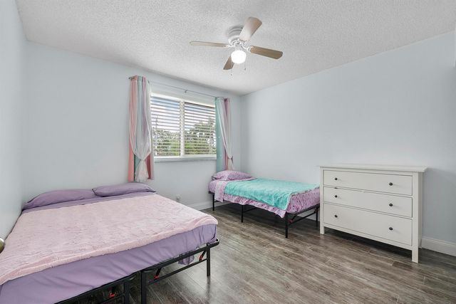 5474 NW 94th Terrace, Sunrise, FL 33351
