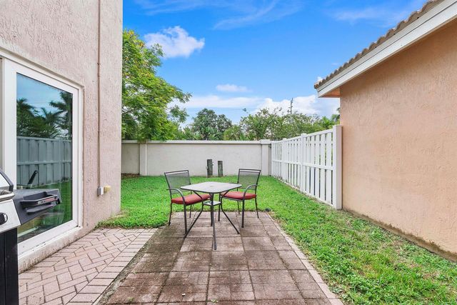 5474 NW 94th Terrace, Sunrise, FL 33351