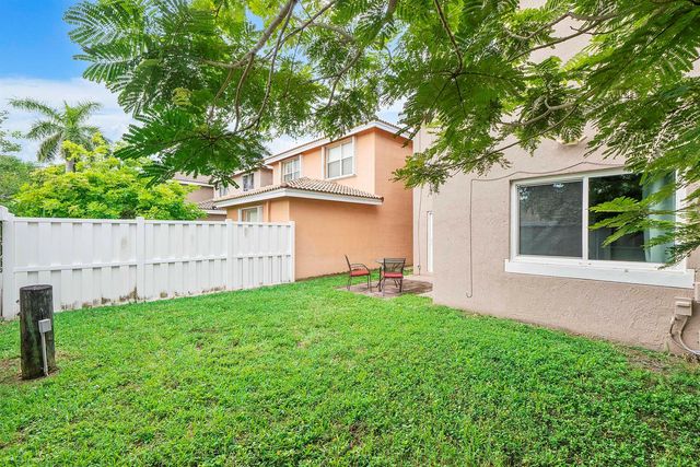 5474 NW 94th Terrace, Sunrise, FL 33351
