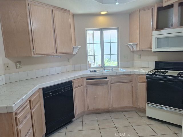 28230 Avenida Francesca, Menifee, CA 92585