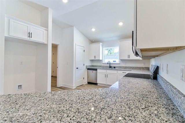 17788 NW 168TH ROAD, Alachua, FL 32615