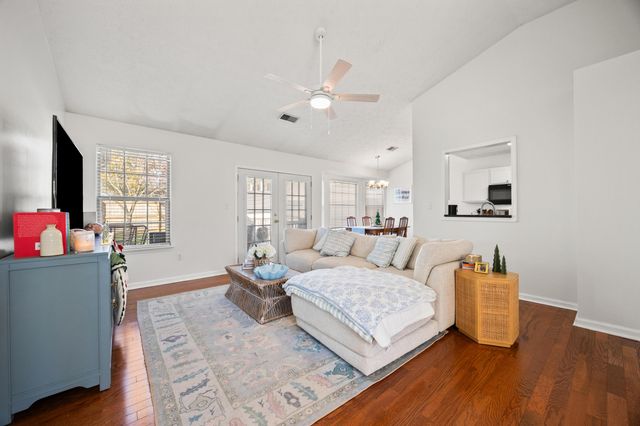 101 Brookstone Drive, Paris, KY 40361