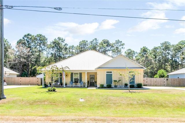 3099 Riverview Drive, Coden, AL 36523