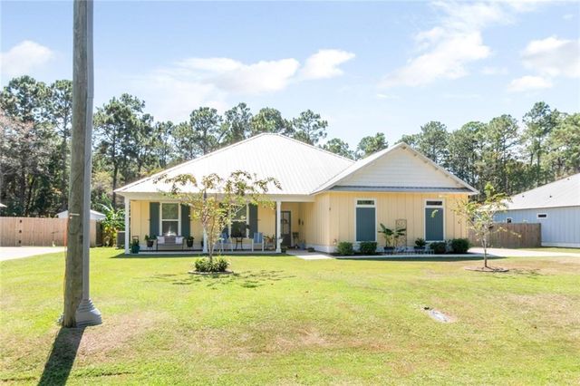 3099 Riverview Drive, Coden, AL 36523