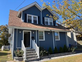 220 S Washington Ave, Dunellen Boro, NJ 08812